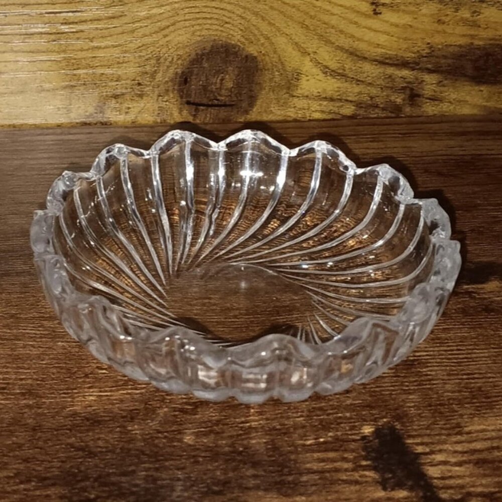 Vintage Circle Trinket Dish for Rings Etc